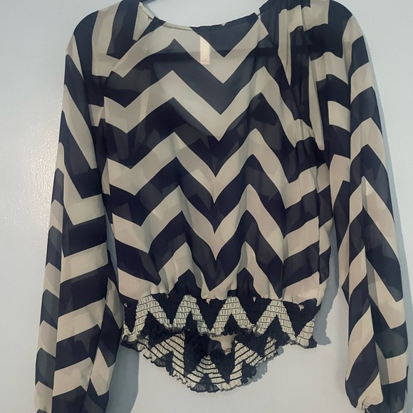 Xhilaration blouse size L - Picture 1 of 7